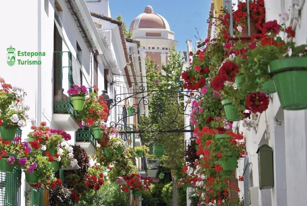 Encantadora Casa En El Corazon De Estepona Dış mekan fotoğraf